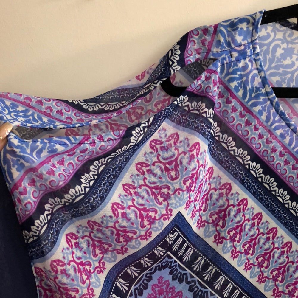 Double Layer Top With Print - image 2